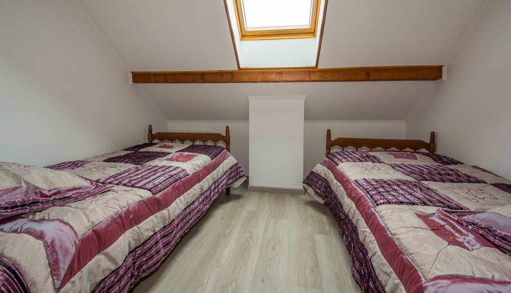 Le Carnival Bed and Breakfast Laval  Eksteriør billede